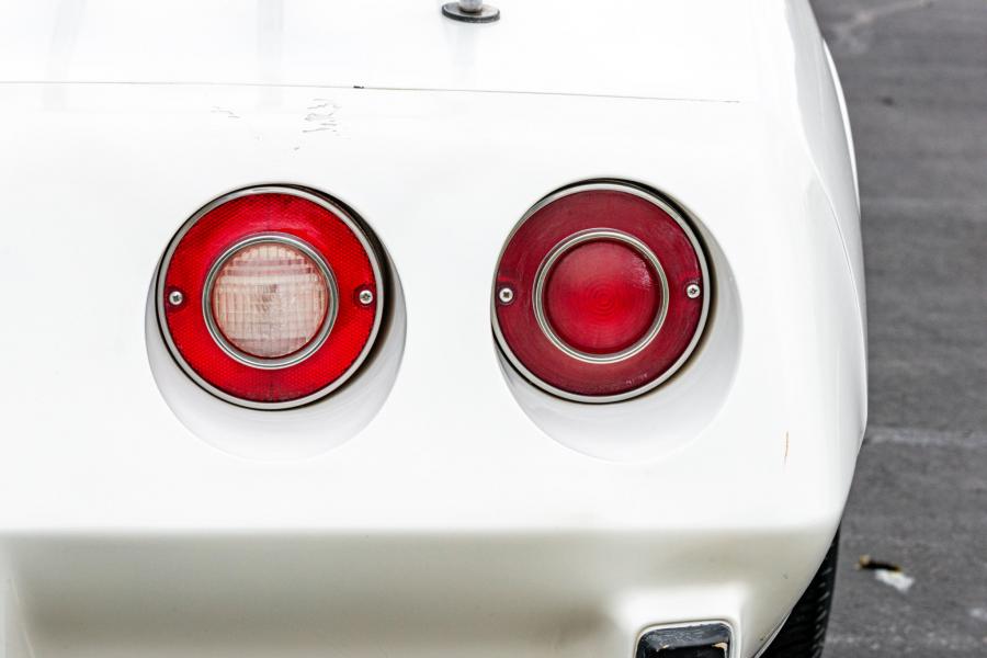 Детали экстерьера Chevrolet Corvette (1YZ67) 1977 года  (фото 19 из 66)
